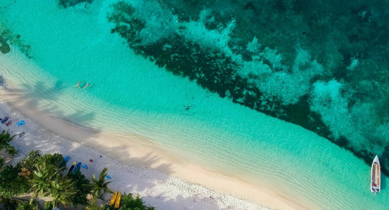 Barefoot Kuata Villa Kuata Island Bagian luar foto