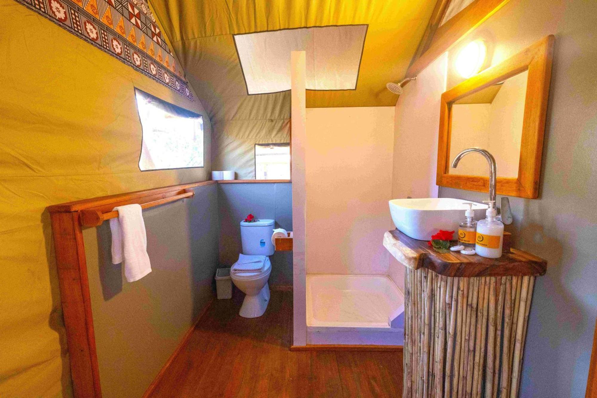 Barefoot Kuata Villa Kuata Island Bagian luar foto